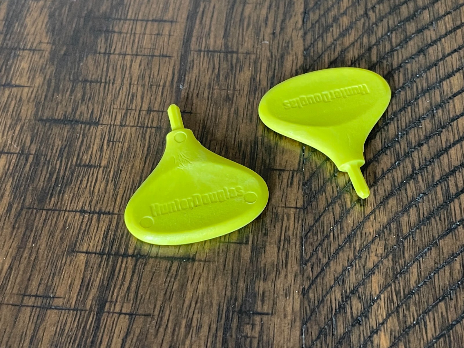 Hunter Douglas Adjusment keys For leveling Duette, Applause cordless shades
