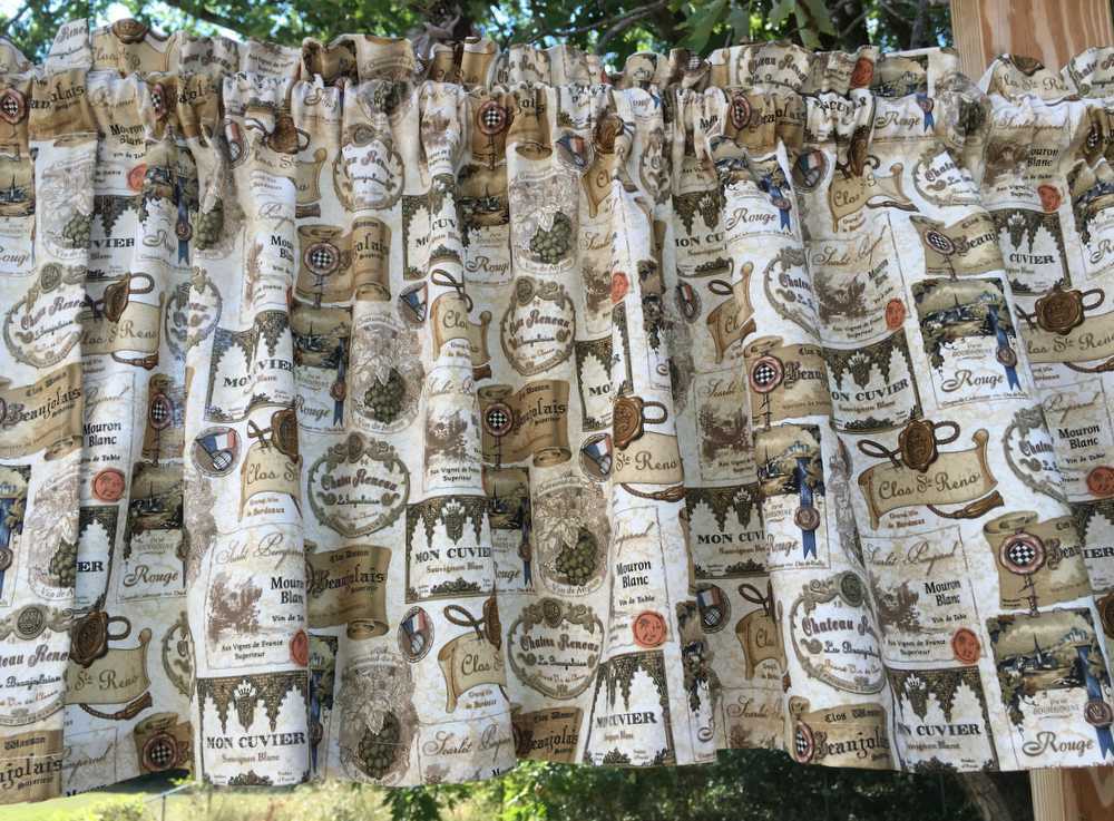 Wine Bottle Labels Valance Vineyard Grapes Window Curtain Topper