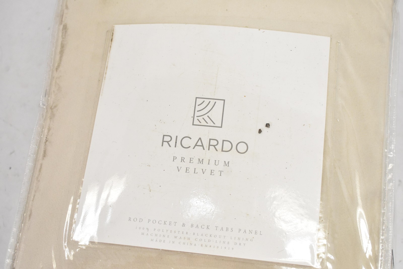 Ricardo Panels 50×96 Beige Lined Blackout Rod Pocket 100% Polyester Classic