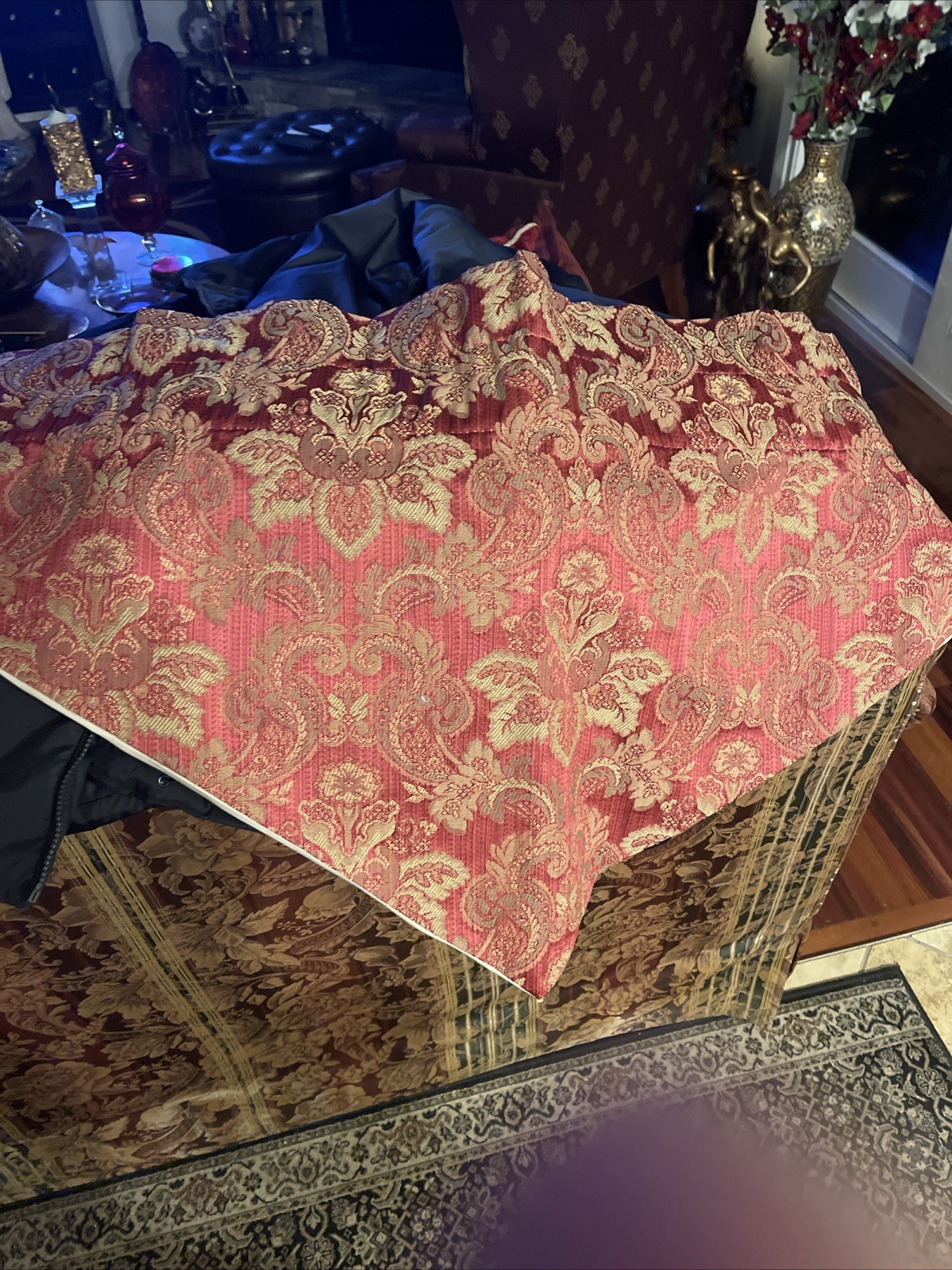 1 Croscill Bellissima Ascot Valance Red and Gold without Tassels 40×25 lined