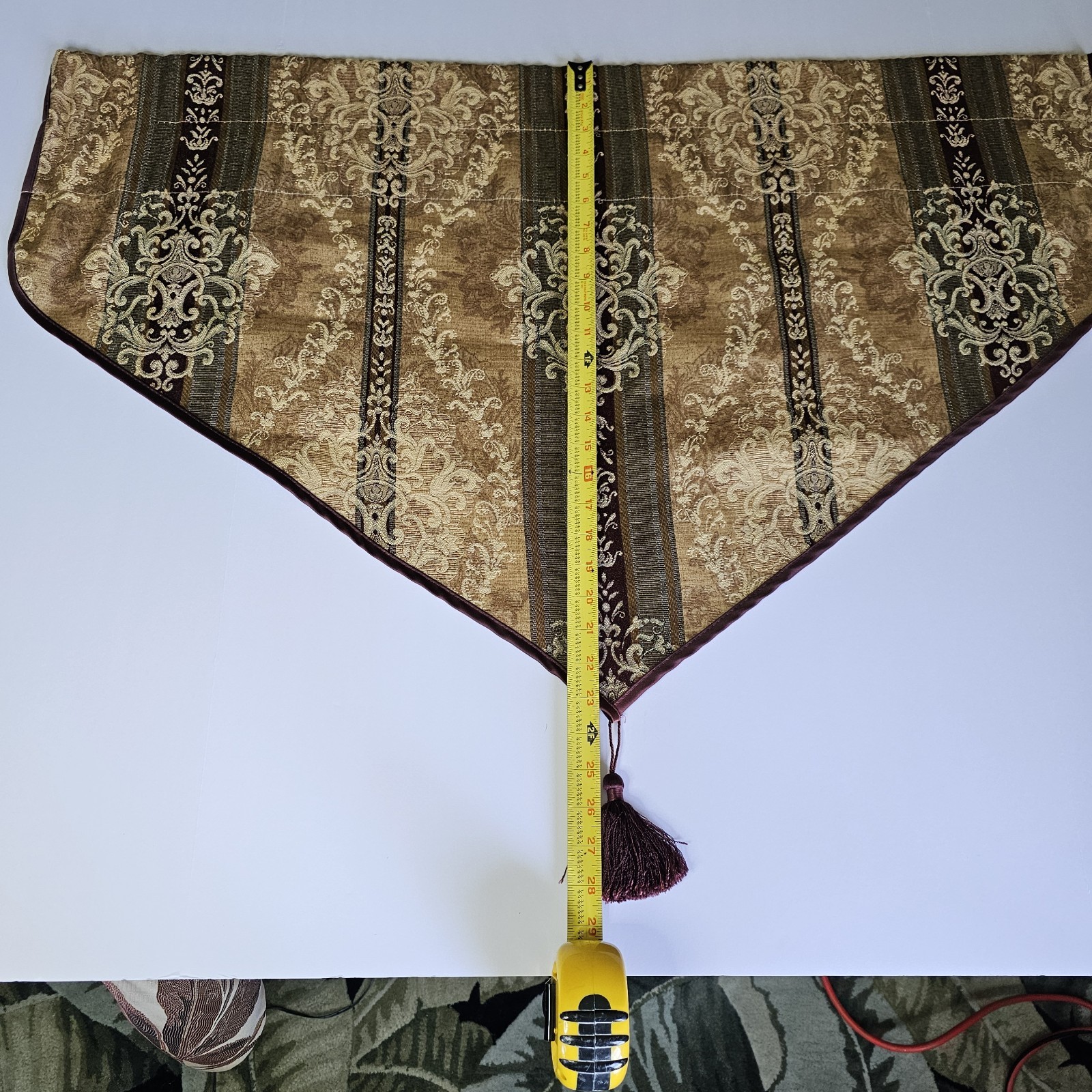 Croscill Townhouse Ascot Valances Stripe Burgundy Green Gold Tassels Set Of 4