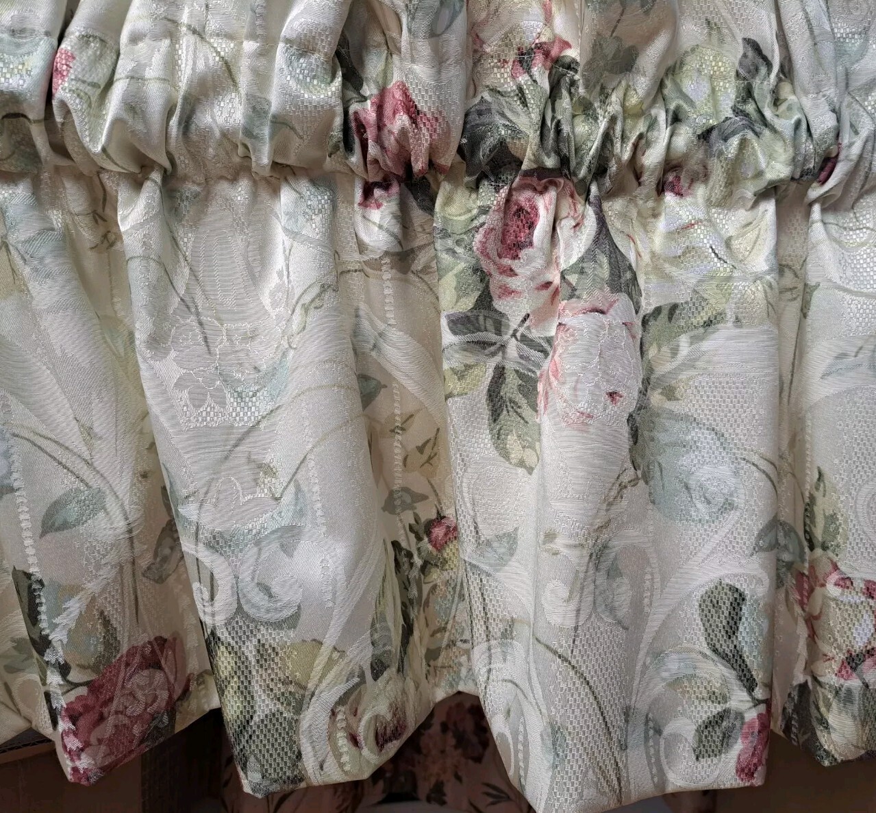 Burlington Rod Pocket Valance Floral Pink Silvery Scroll Blouson Straight USA