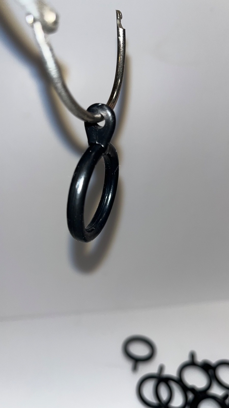 Lot 20 Great Black Plastic Drapery Curtain Rings w/ Hook Loops 1.5” wide 2” long