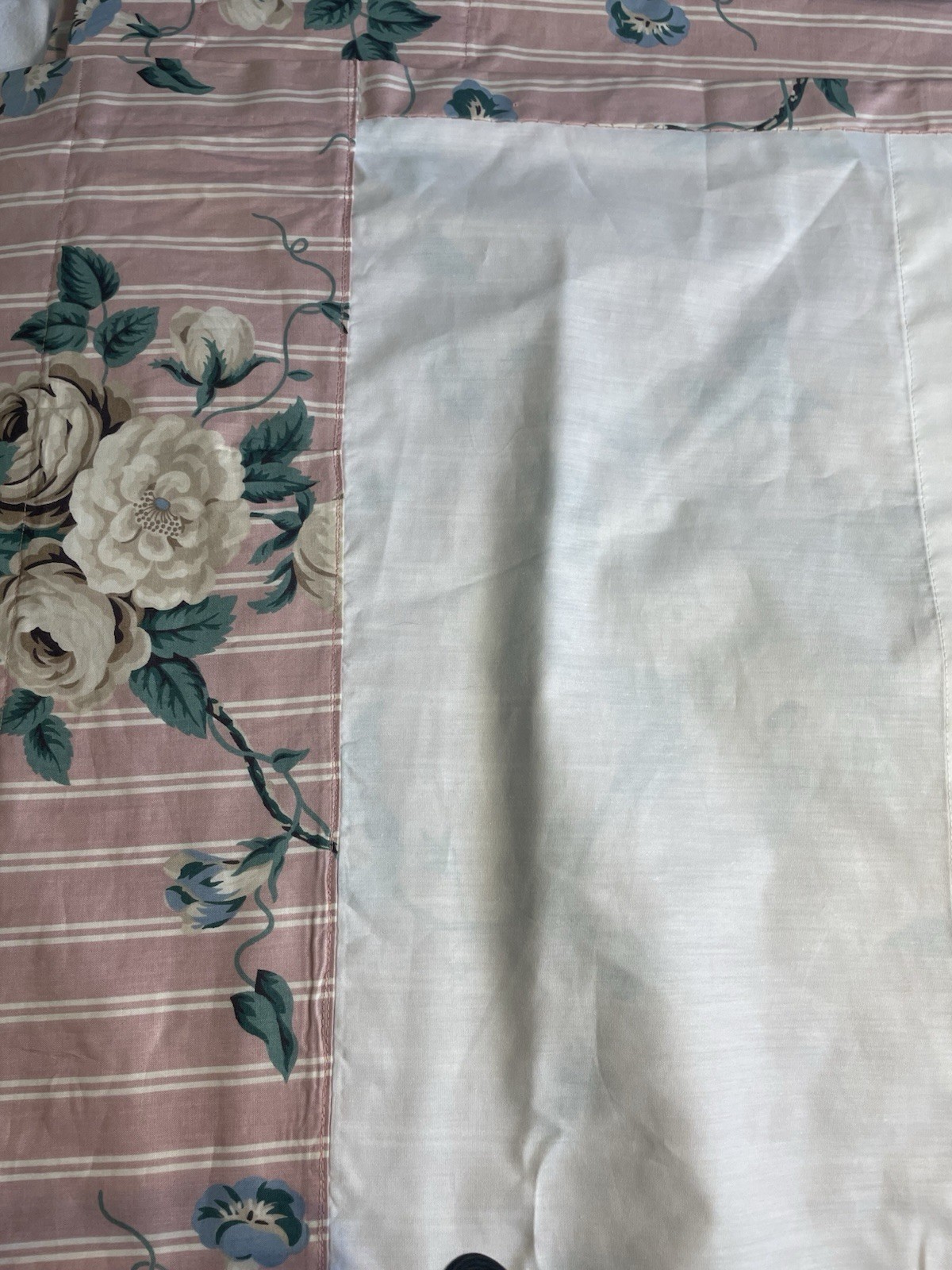 Vtg Custom Valance Pink Cabbage Rose Fabric Cottage Core Granny Core 20ft Long