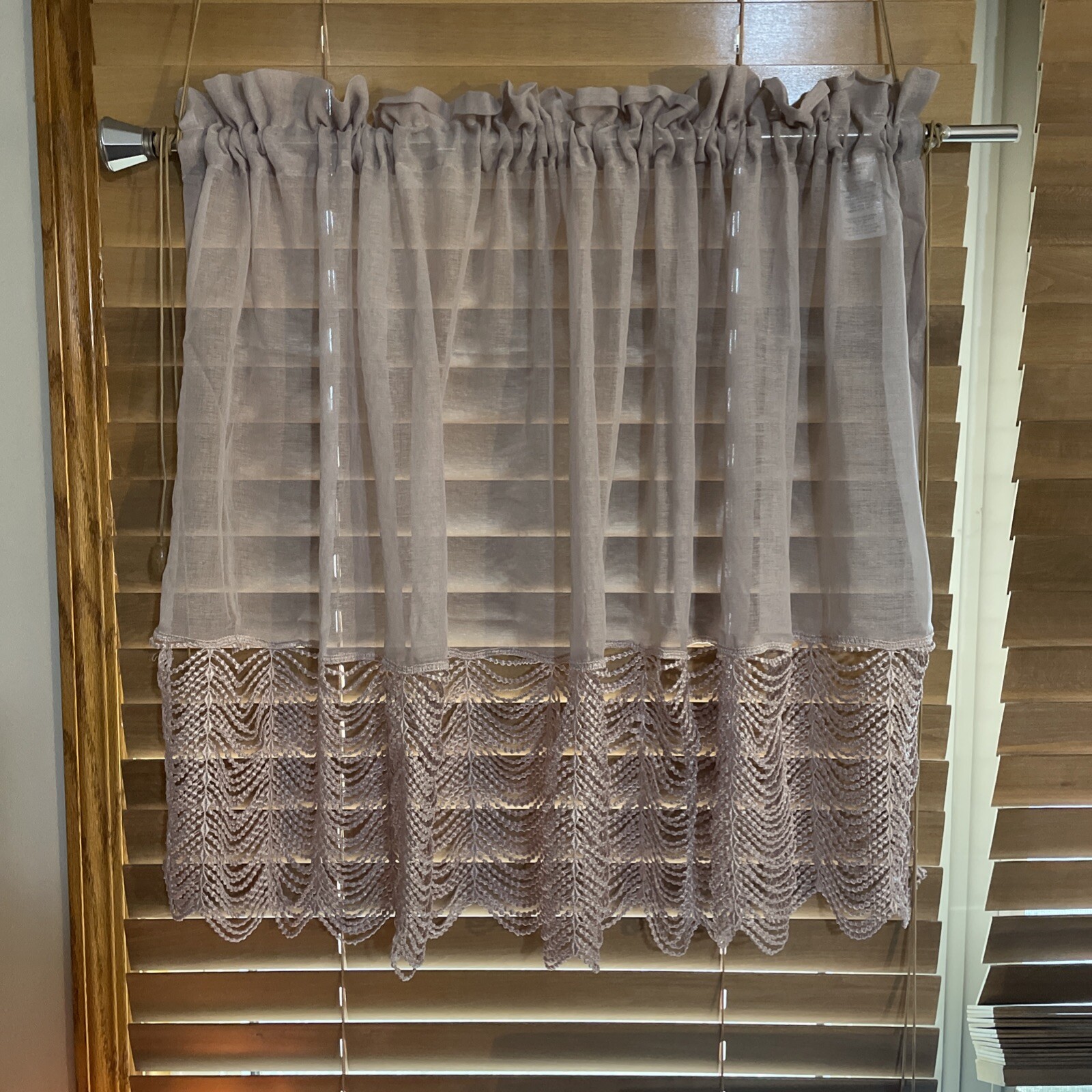 Peri Homeworks Collection Insert Valance Moulin Rouge 57″ x 24″ Mauve New!