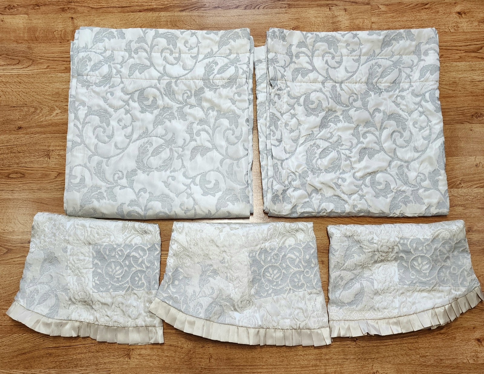 Set Croscill Classics Curtains Drapes 3 WaterFall Valances Damask 85″L