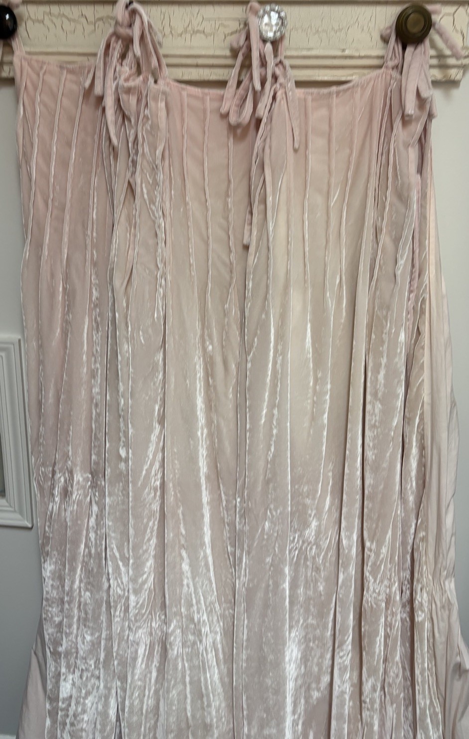 Set/2 Pottery Barn Teen 44×84” Shimmer Velvet Tie Top Drapes Blush Pink