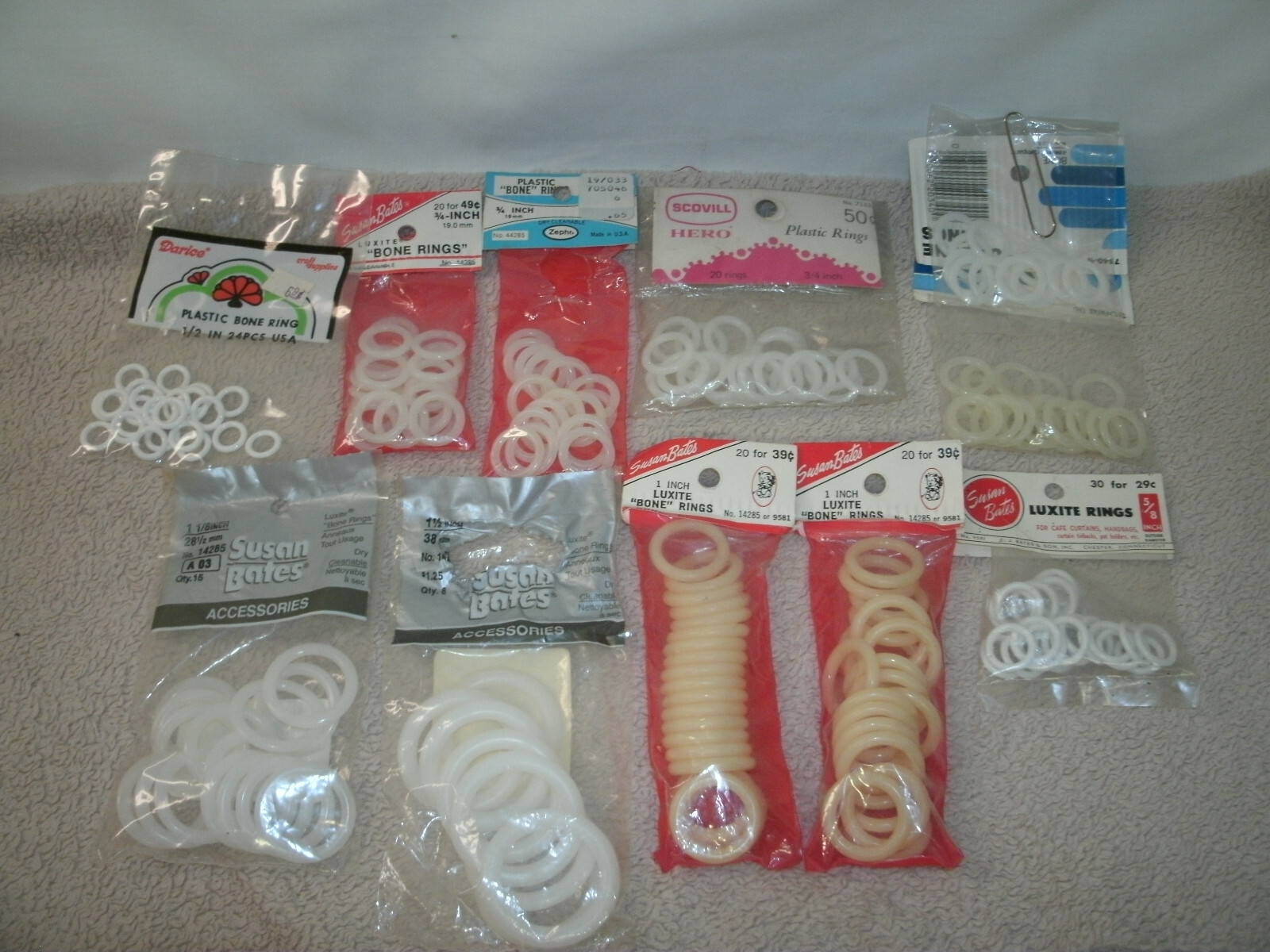 Vtg White Bone/Carbone Plastic Rings -Susan Bates/Boye/Scovill–194 Pc-
