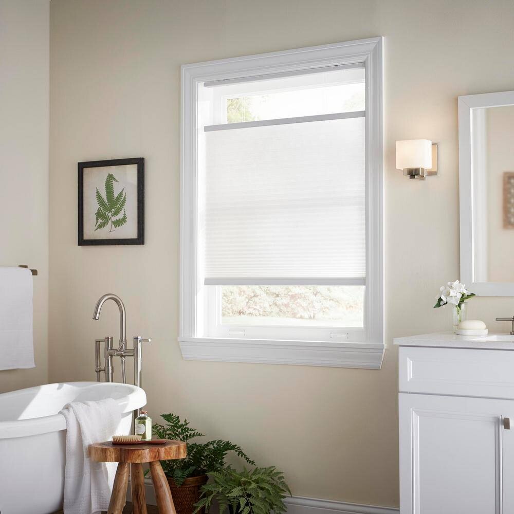 HOME DECORATORS Snow Drift Top-Down Bottom-Up Cordless Shades 32.5 W x 64 L