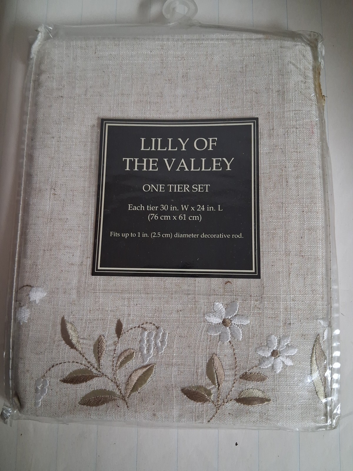 Richloom Home Fashions Lilly Of The Valley One embroidery Tier Set New