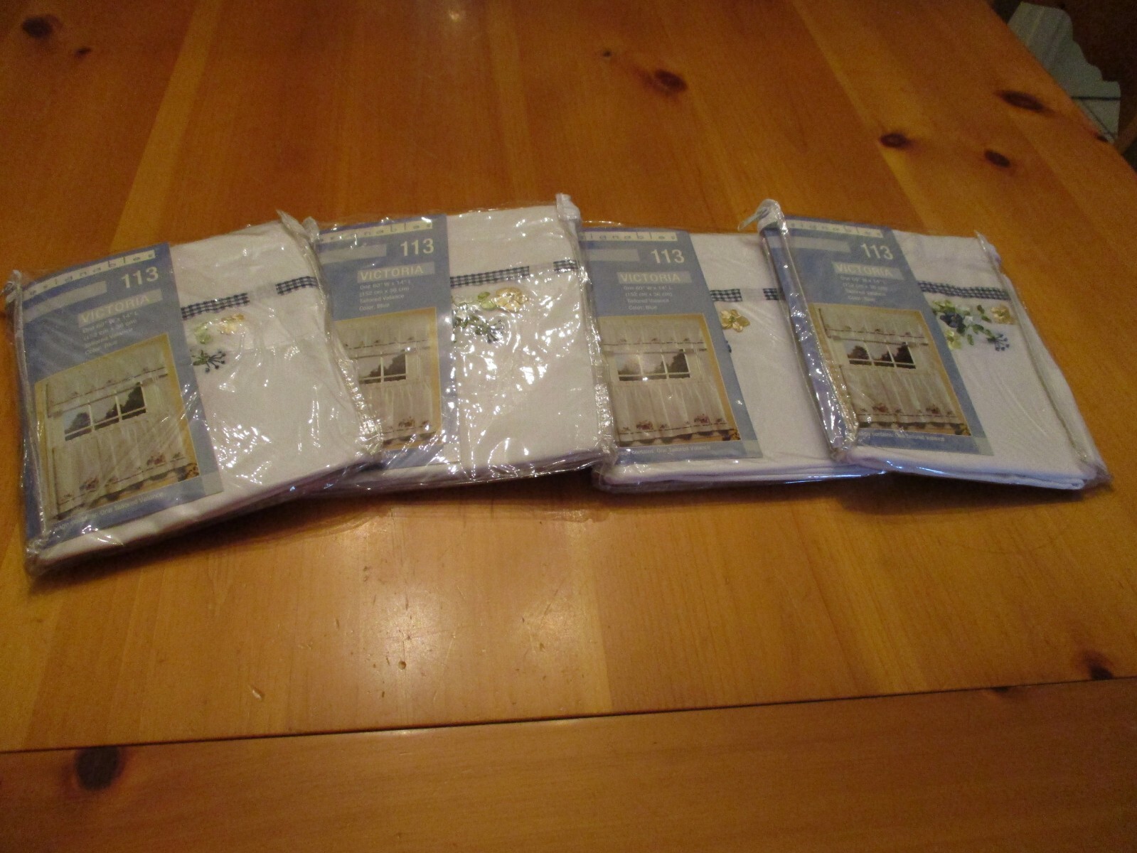 Designables 113 Victoria NIP Kitchen Valance Blue Gingham Embroidered Flowers