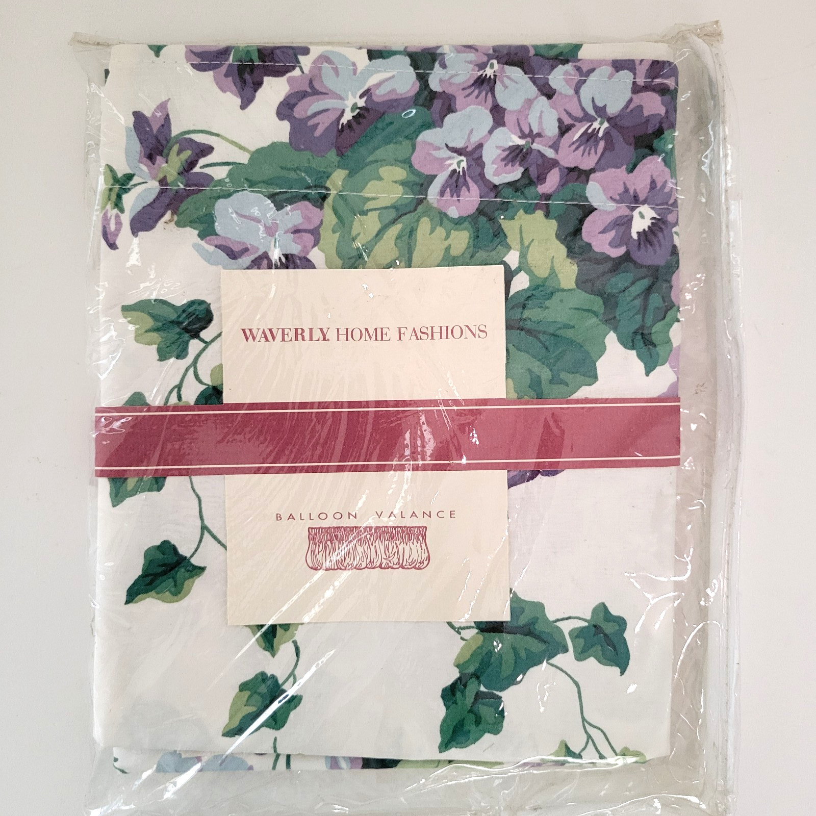 1 NEW Waverly Balloon Valance Sweet Violets 81″ x 14″