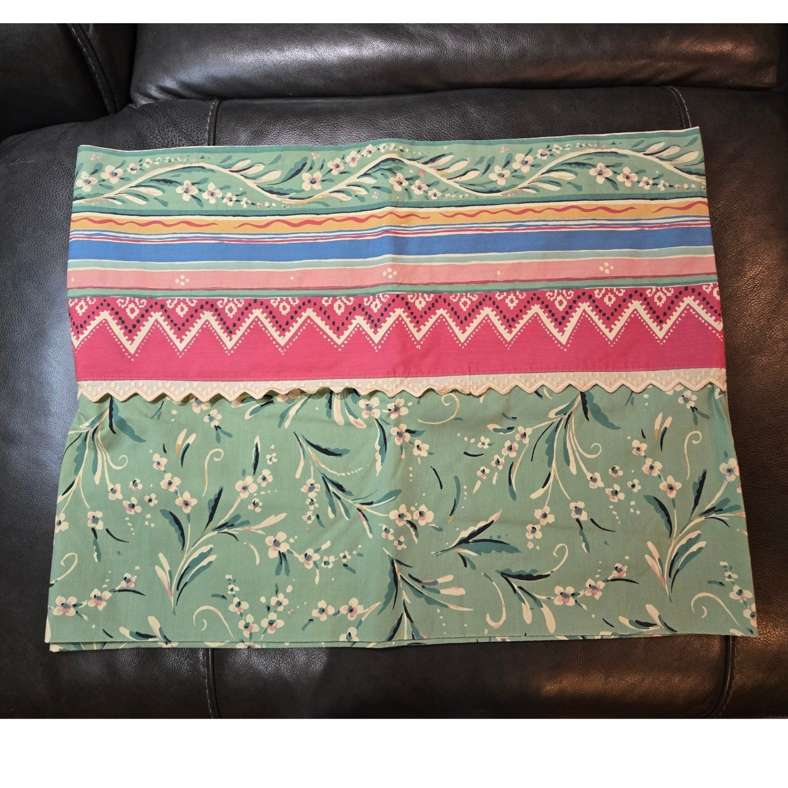 Unbranded Floral Valance Green Pink Vintage Cottagecore 26×18 Good