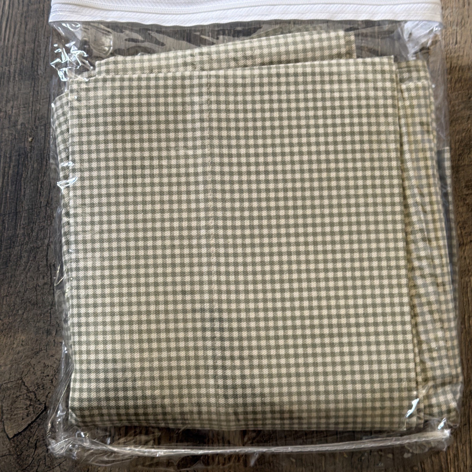 NEW A.L. Ellis Green, Gingham Curtains, 100% Cotton, Made USA, 68” 2 panels & t
