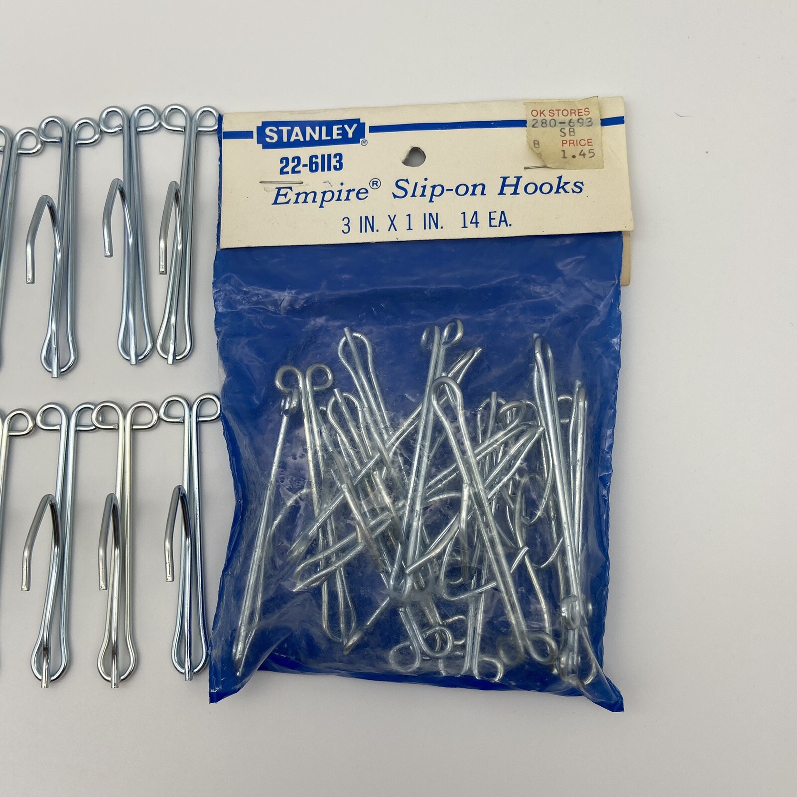 Slip-on Drapery Hooks 3″ for Traverse Rod 28 Count 1″ drop – Stanley NEW