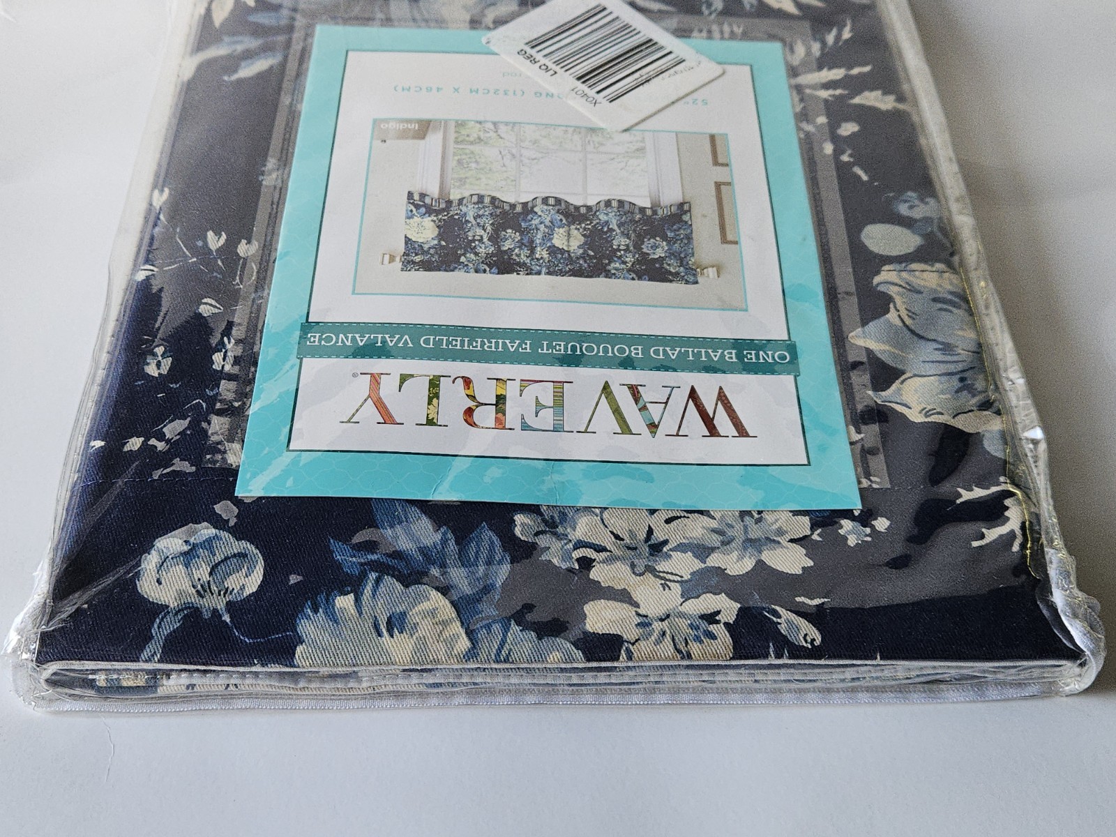 Waverly BALLAD BOUQUET Valance in Indigo Blue Floral FAIRFIELD 52×18 NEW