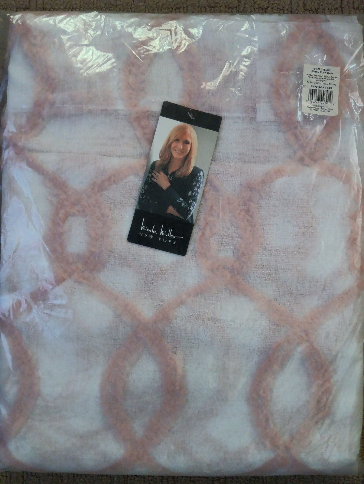 Nicole MILLER SOFT TRELLIS 1PR 84″ BLUSH/ROSE BLUSH ROD POCKET PANELS