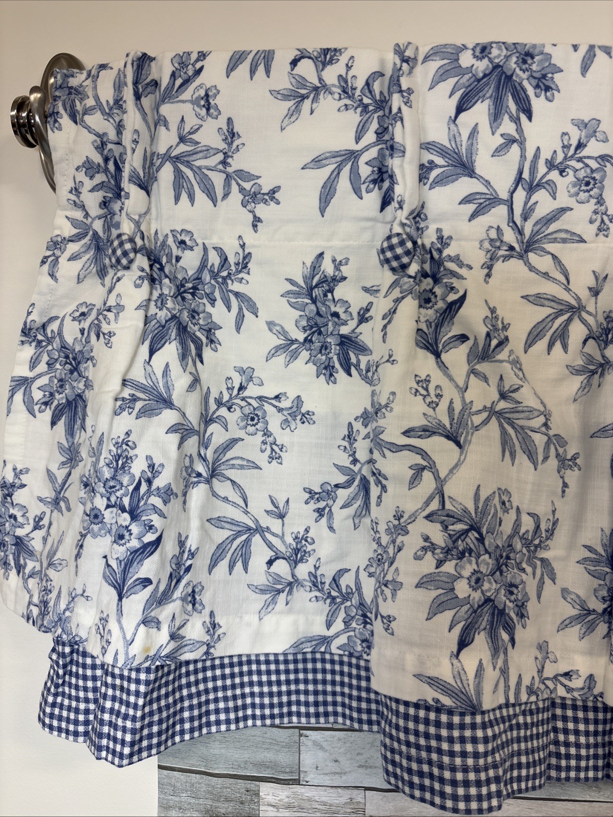 American Living Valance Blue & White Plaid FLORAL w/Button Detail 48”x 18” (#2)