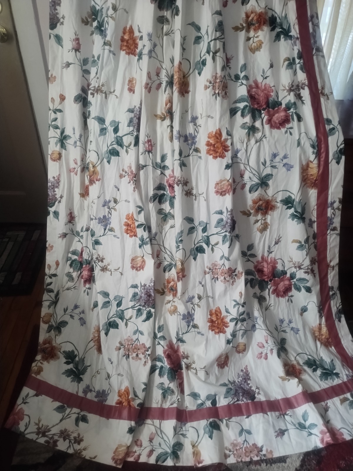 2 Custom Made Lined Jacobean Floral Drapery Panels 76″Wx 90″ L Pinch Pleated