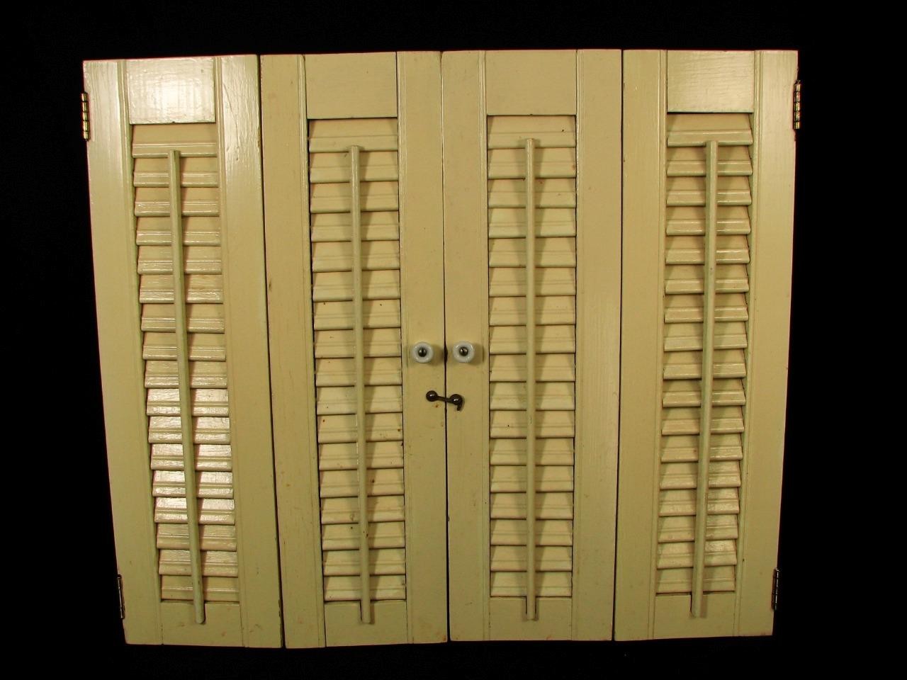 Wood Louver Window Shutters Plantation 4 Panel 21″ T x 24″ W Cream Off White