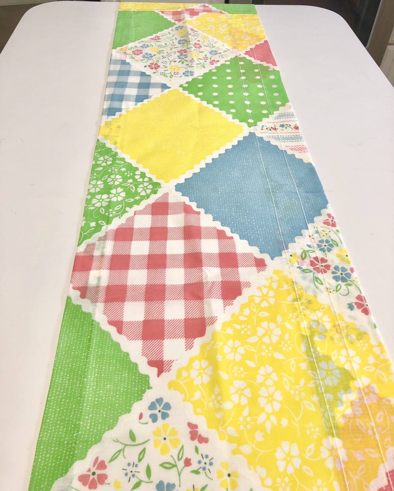 A Rare Vintage Sears Country Patch Valance Colorful Design 11”x85” Cotton NOS