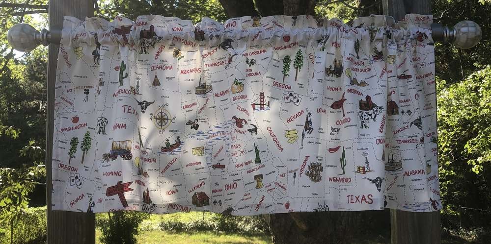 USA Map Valance – United States Americana Curtain – Novelty States Print