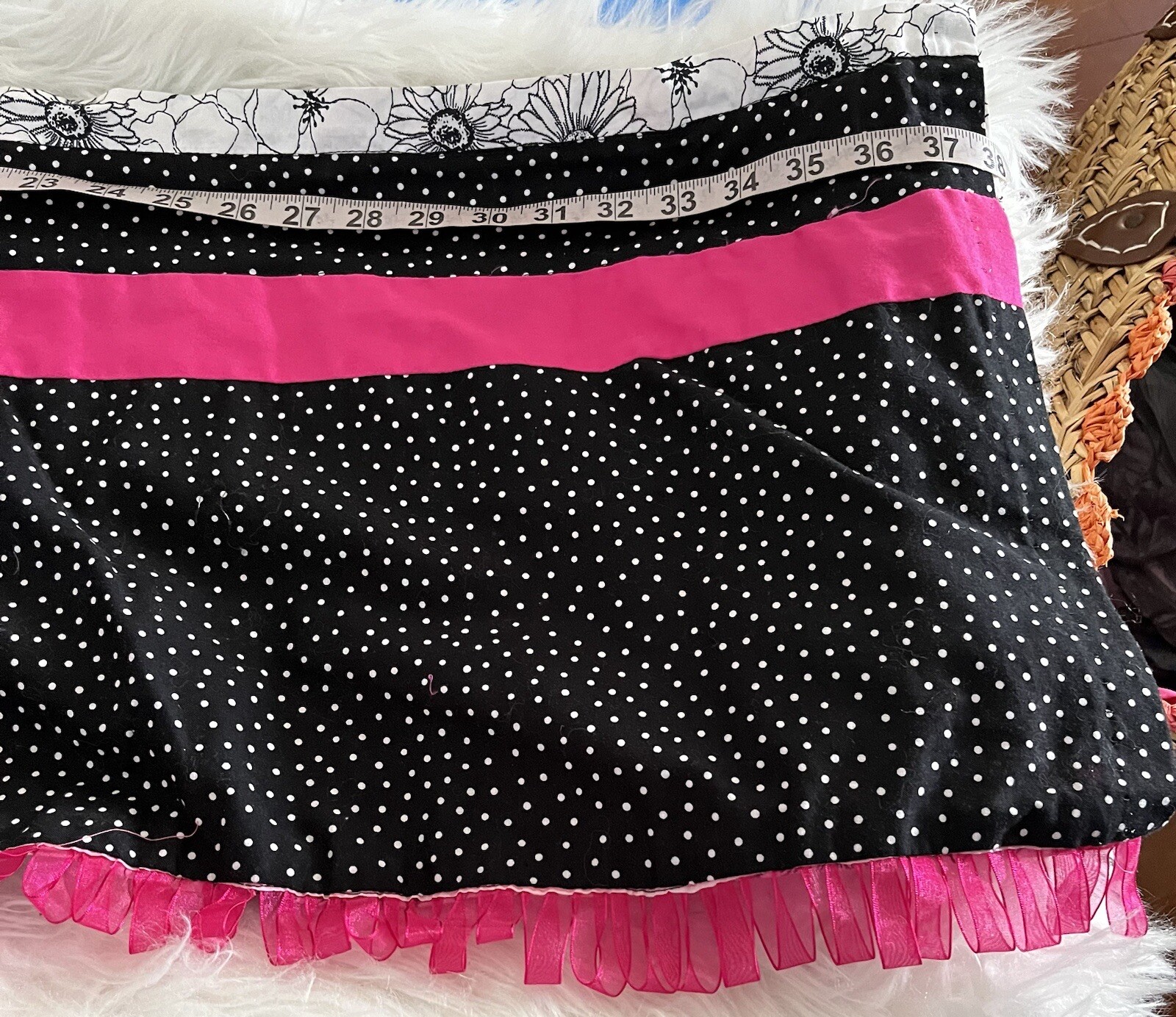 RETRO 38” L Reversible ValanceBlack/White PolkaDot/Fushia Pink & Flip Floral🩷🖤