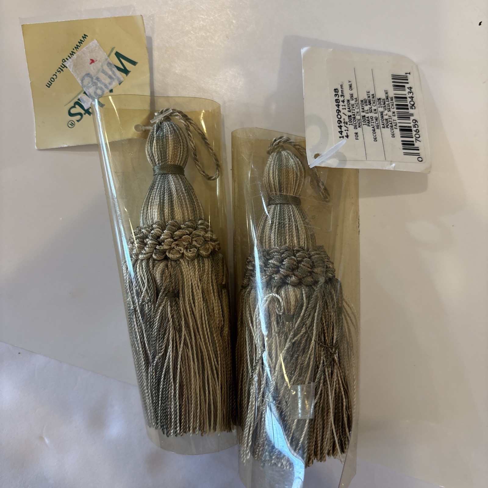 Vtg Wrights Tie back Tassels 4.5” Rayon Sage Green Cream Tan , Set Of 2