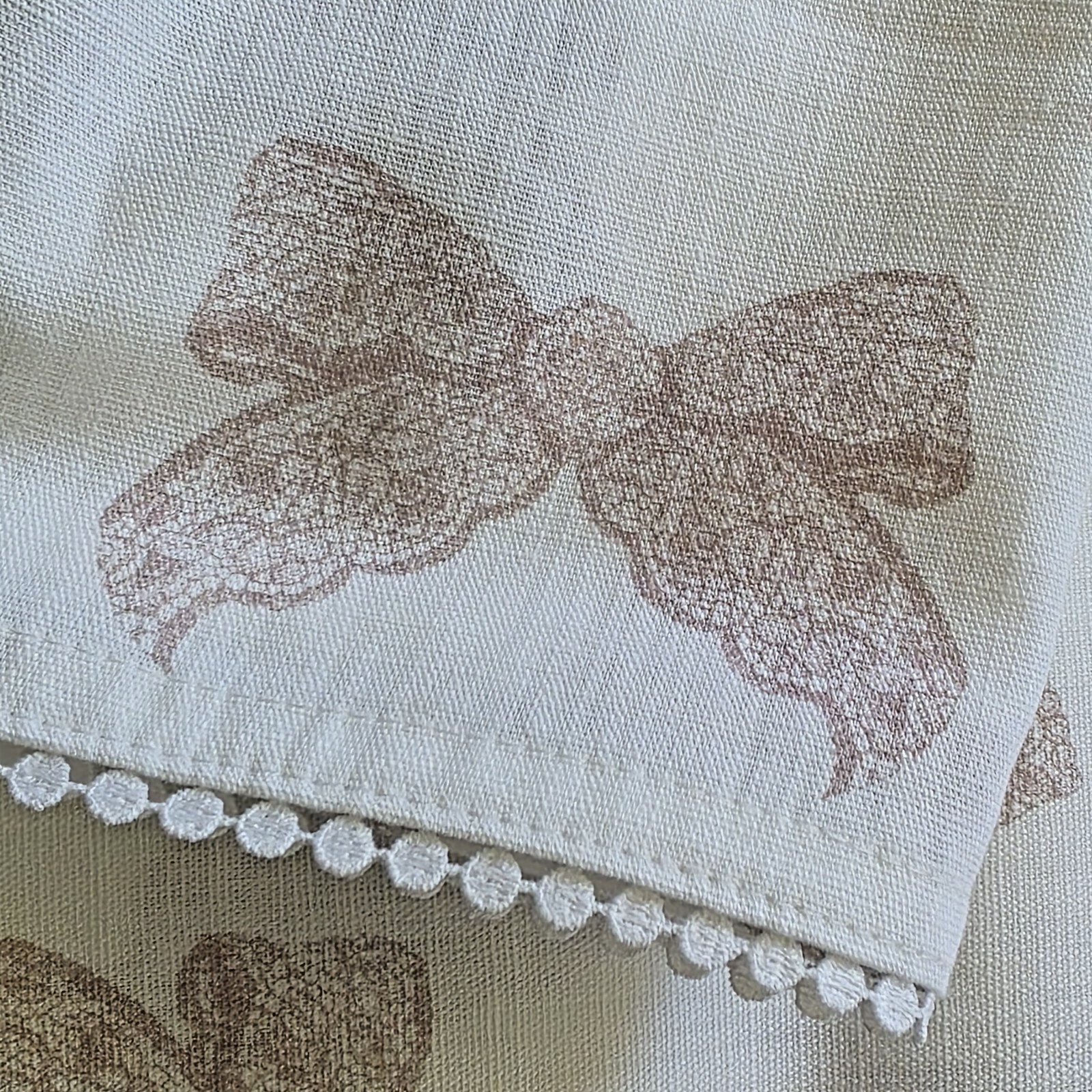 Moss & Willow Set 2 Curtains 50×96 White Pink Bow Lace Trim Cottage Farmhouse