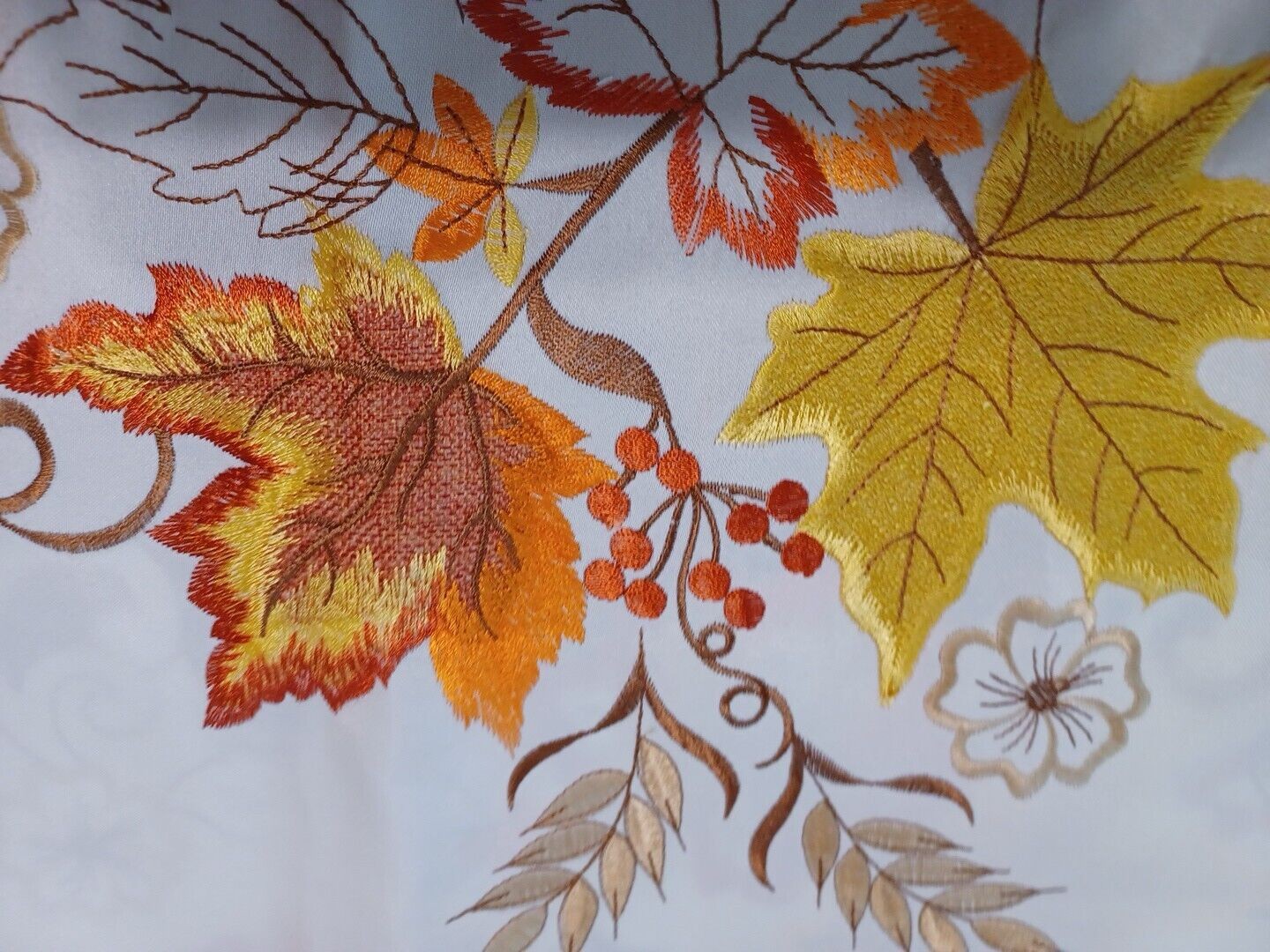Autumn Fall Leaf Cafe Tier 2 Curtains 24″Length Pair Scallop Embroider Set