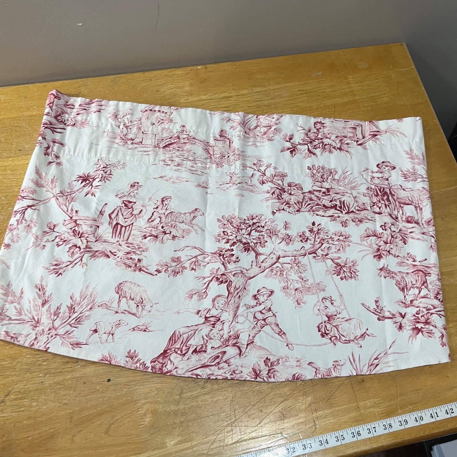 Vtg Country Curtains Red White Toile Valance French Country Pastoral 52×19 USA