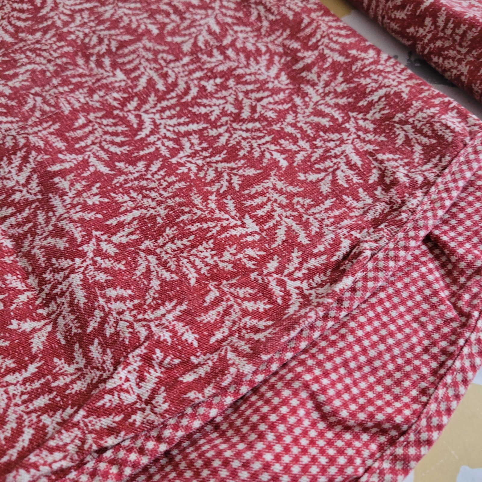 Waverly Red Fernwood & Gingham Check Valance Scalloped Edge 15.5×76 Set of 2