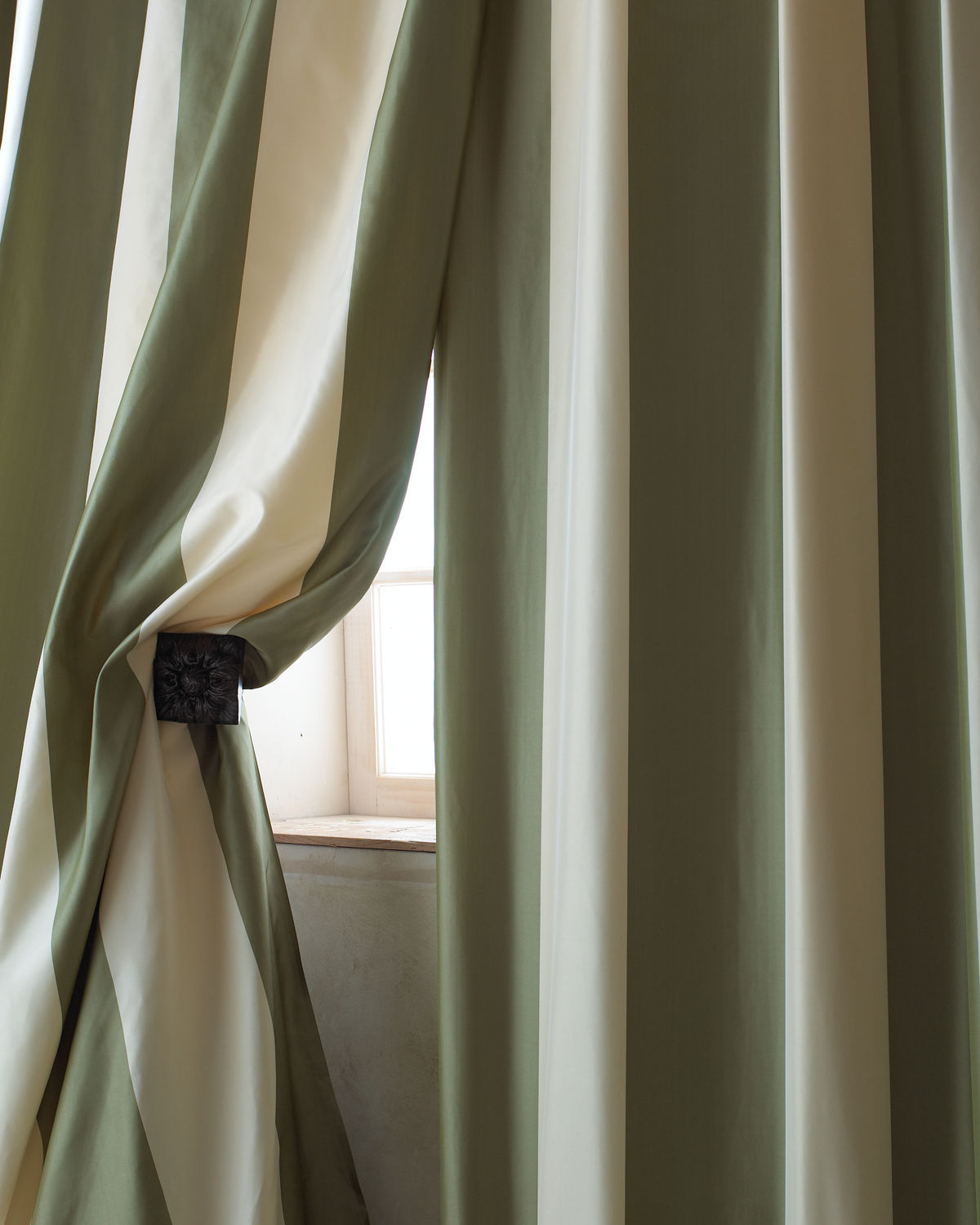 100% Silk taffeta stripe lined drape Hampton (Pair)