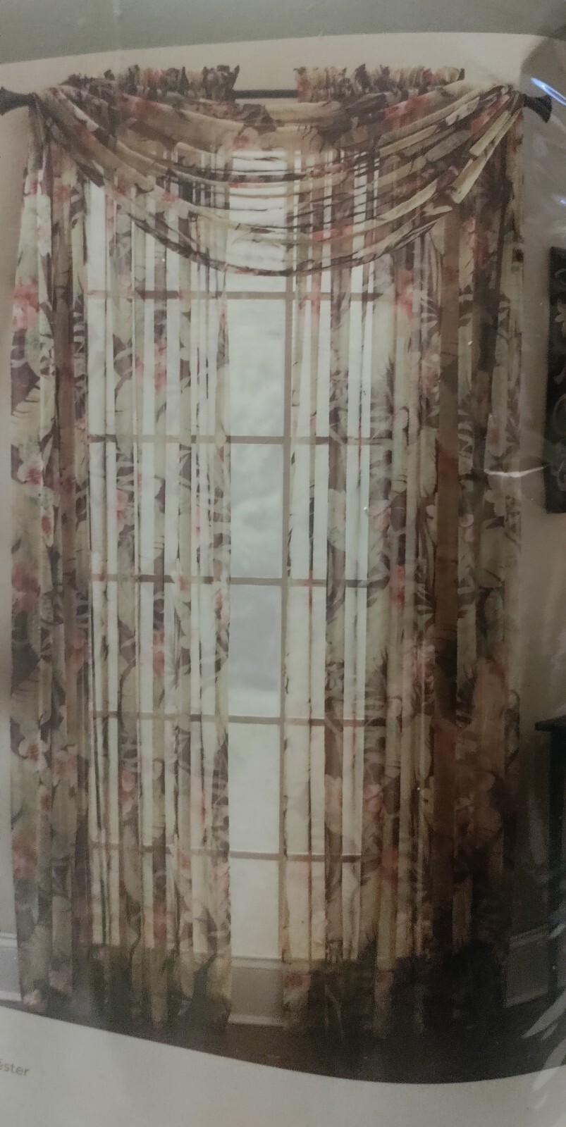 CROSCILL New Scarf Valance – Brazil 52”x216” Tropical