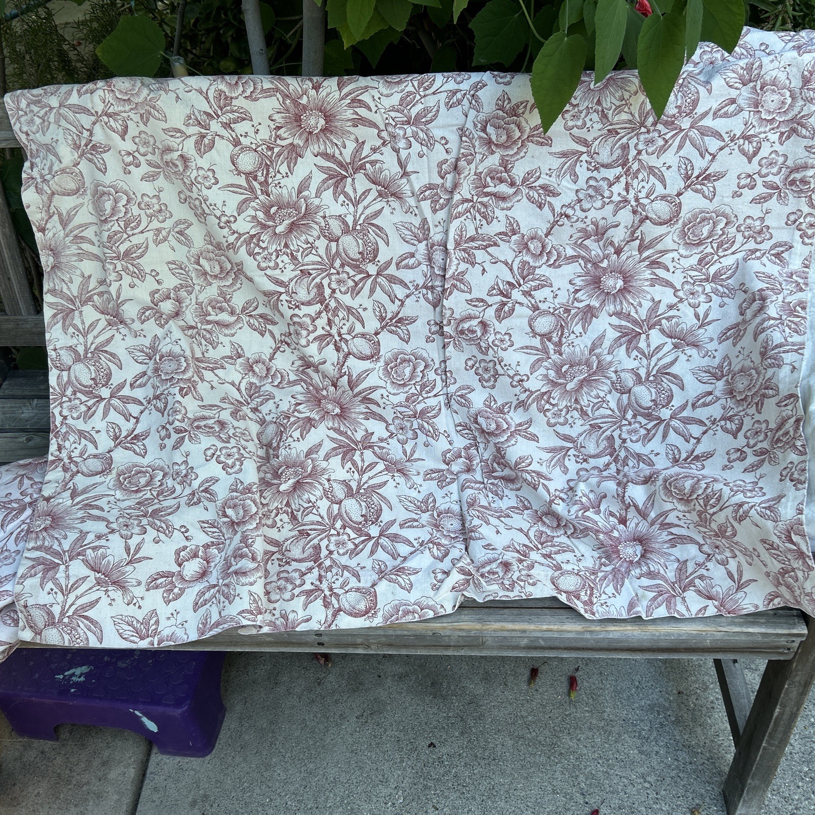 Vintage Red & Cream French Country Pomegranate Toile Drapes Curtains! 44”x 74”