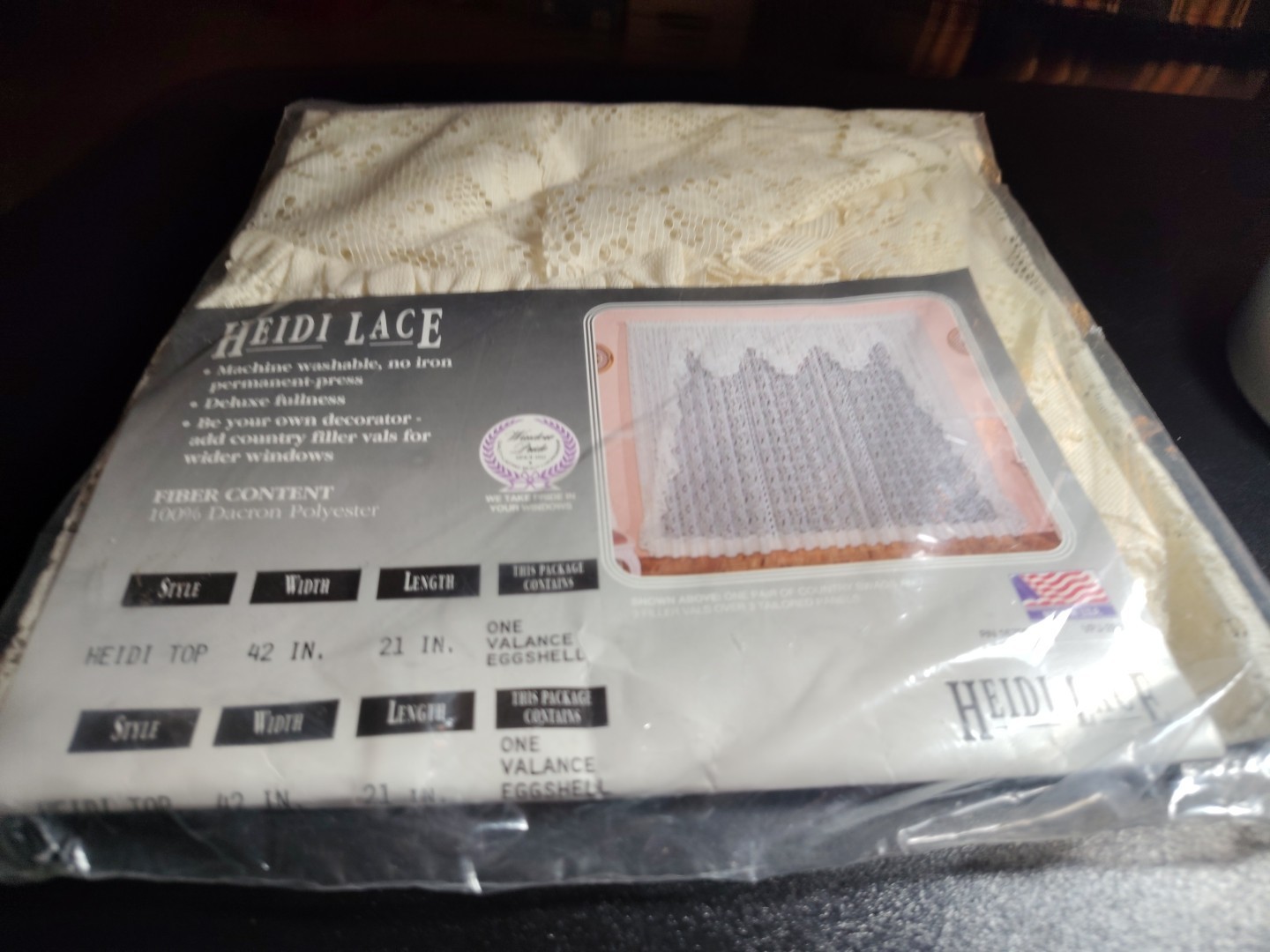 HEIDI LACE VALANCE (one) EGGSHELL 42X21″ TOP MADE IN USA VINTAGE 1991 NEW