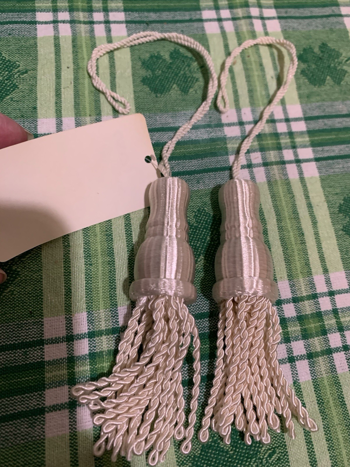 ❤️Conso Princess Collection 10784 B01 Oyster 4″ Tassel Shade Fan Pull W/Loop NWT