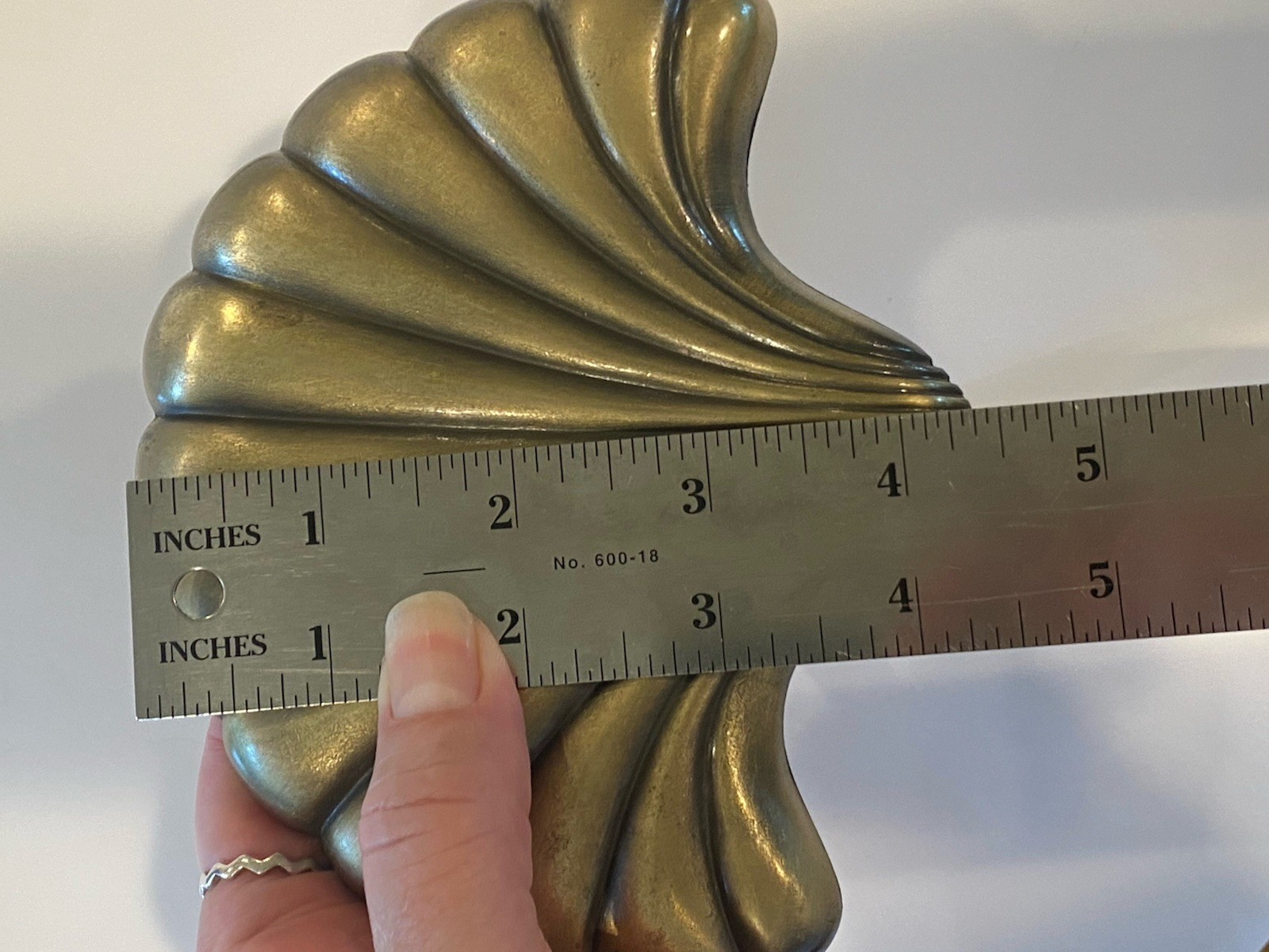Vintage Brass Shell Curtain Tieback Hook Regency Beach Drape Tie Back 5.5”