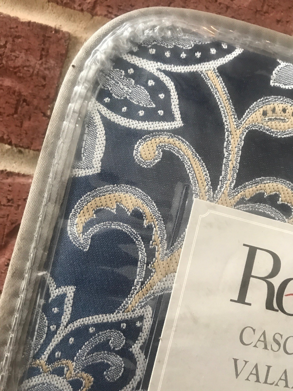 Reba Hampton Chloe One Cascade Valance 84′ X 34′ New