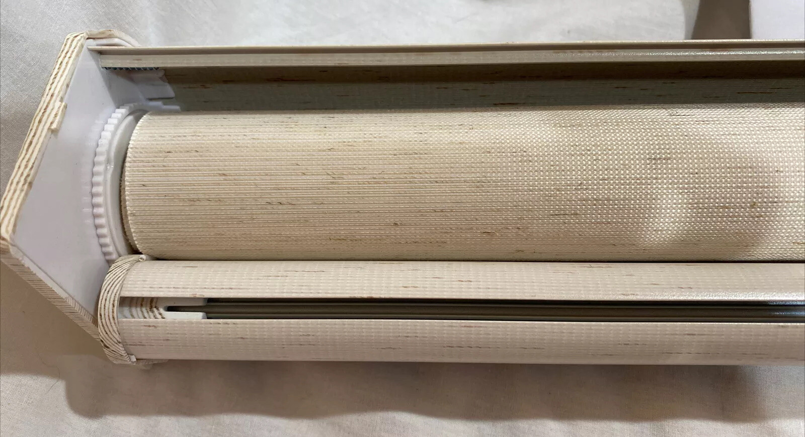 Cordless Sheer layered shade-24”x72”-natural by Universal Home Fashions