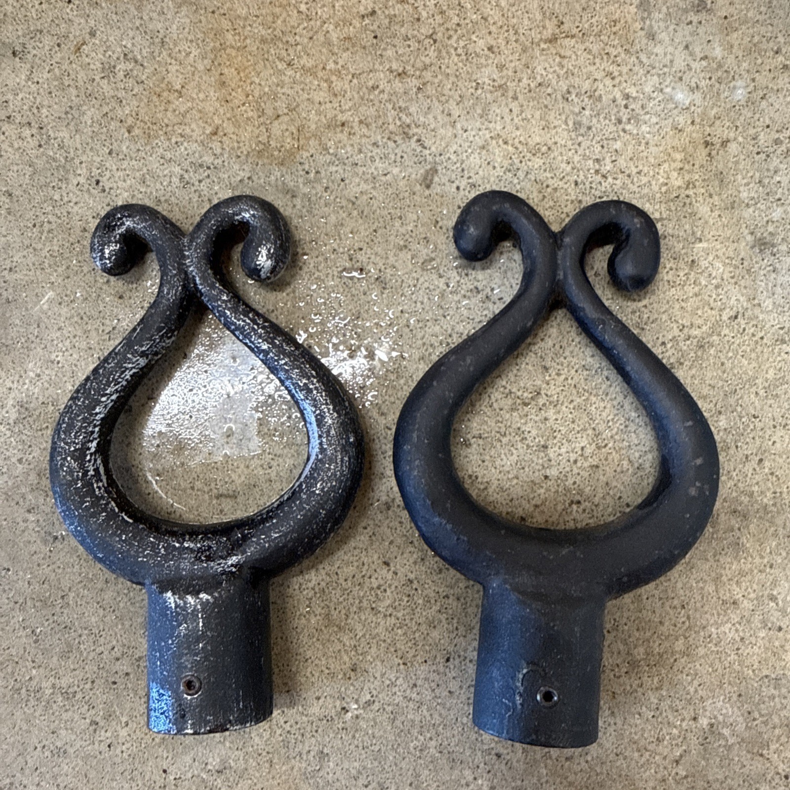 Scroll Curly Cue Cast Iron Finials Black Paint 5 1/8” Long 3/4” Opening