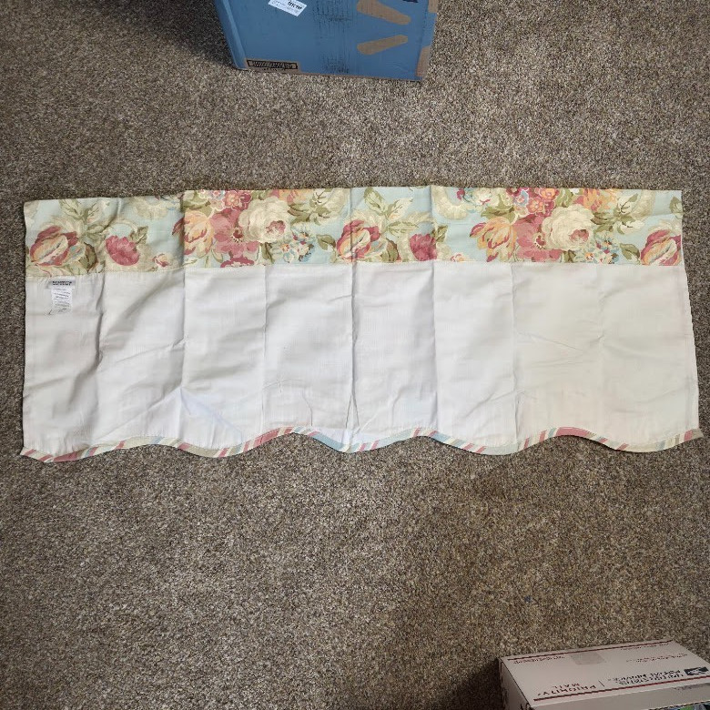 Waverly Spring Bling Valance Cabbage Rose Stiped Scalloped Blue Pink Green EXC