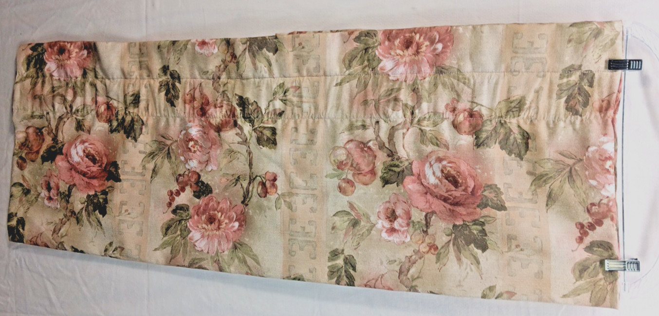 Croscill Valance 17.5″ X 92″ Pink Rose Floral 100% Polyester
