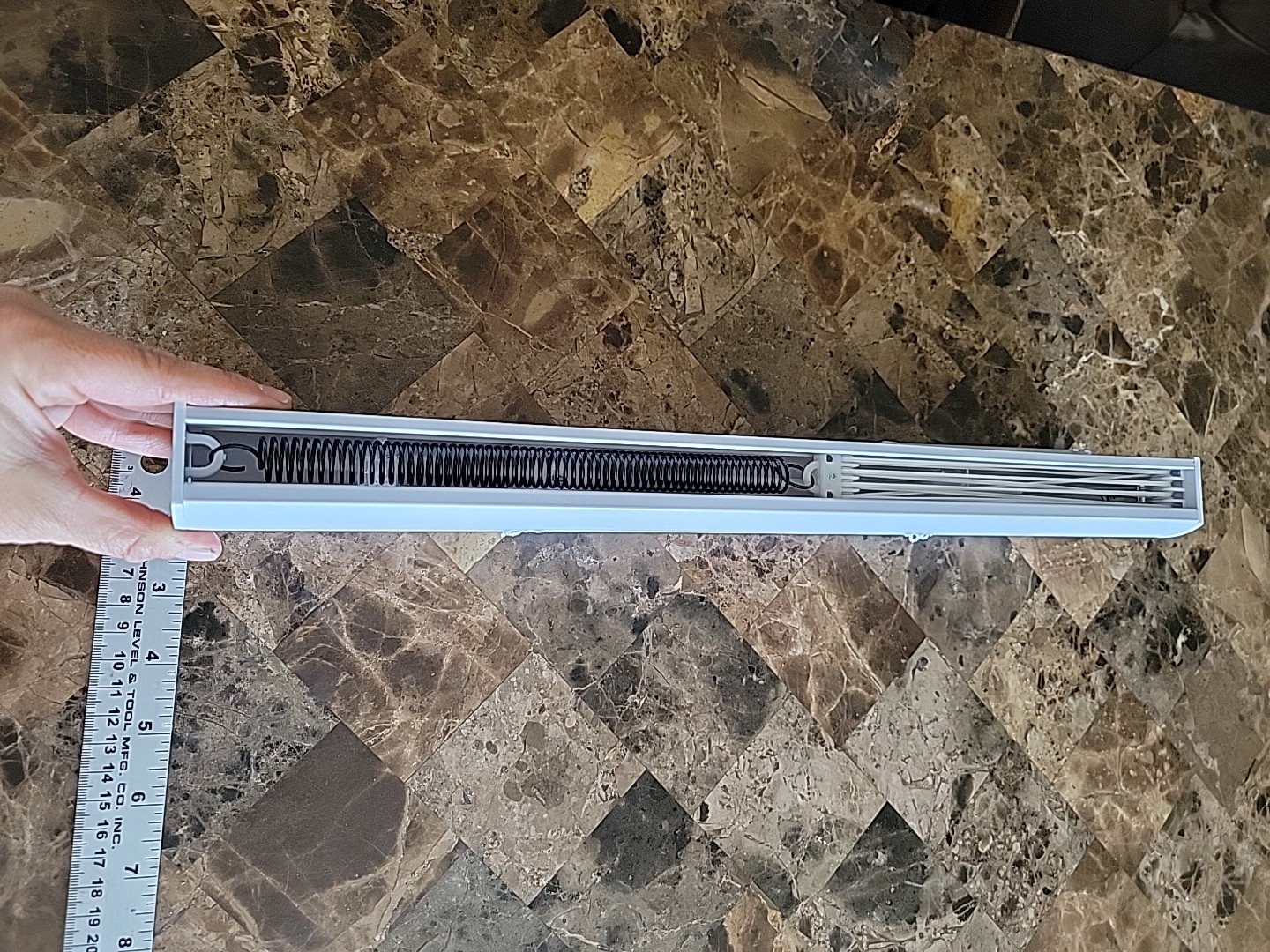 17 In Wide 72 In. Long. Pull Down Blinds. Premium 1″ Blinds -missing Brackets