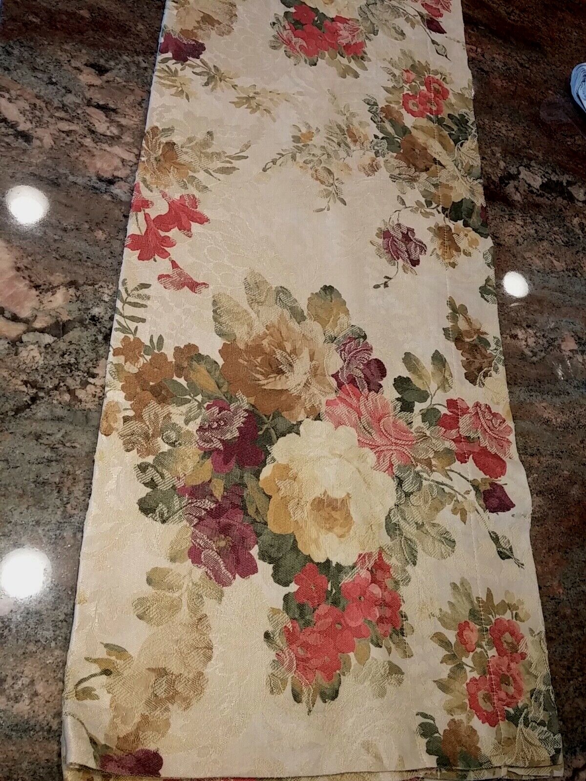 1 Burlington Jacquard Floral Bouquet Balloon Valance/s 83×15″ 3 Available