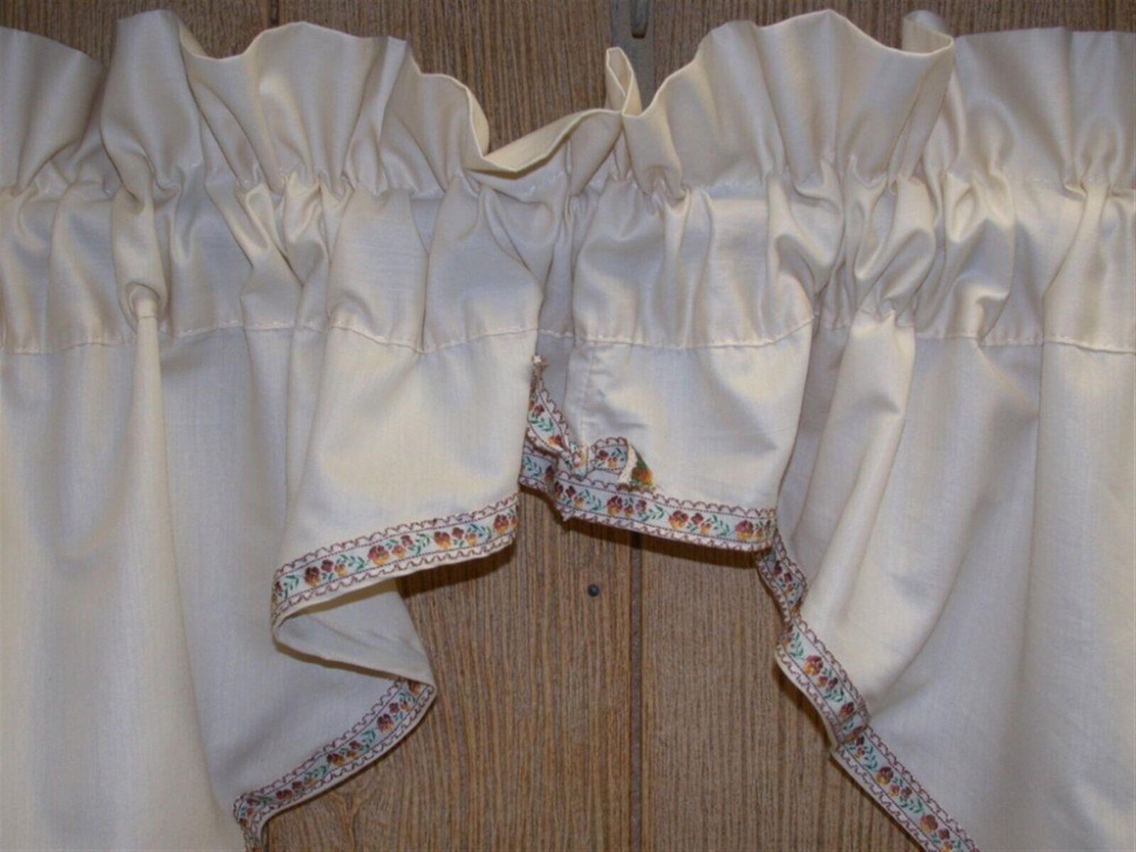 (1) Waterfall Valance with Braid Trim ~ Cream Brown ~ 38 L x 88 W **NEW**