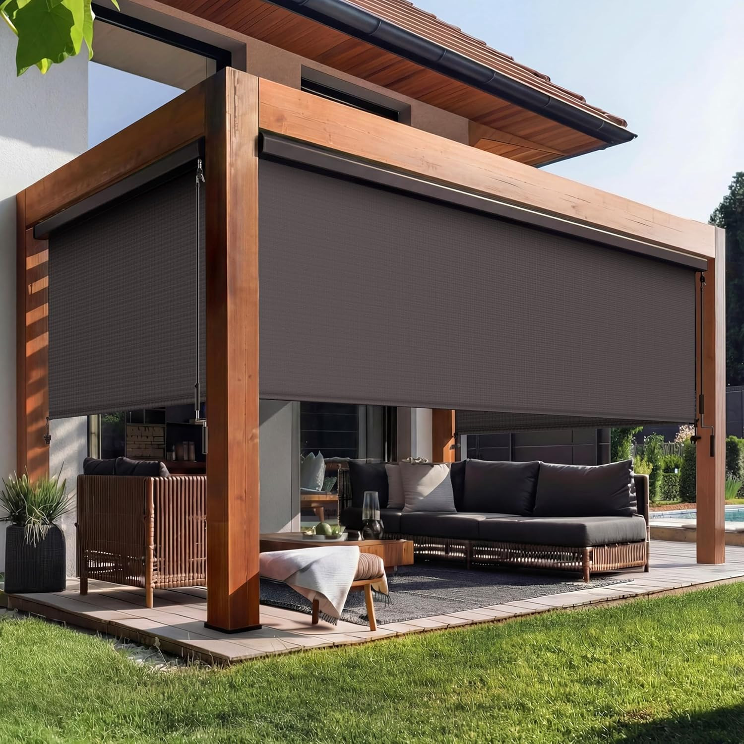 Outdoor Roller Shade, Aluminum Integrated Patio Shade with 95% UV Protection, 42