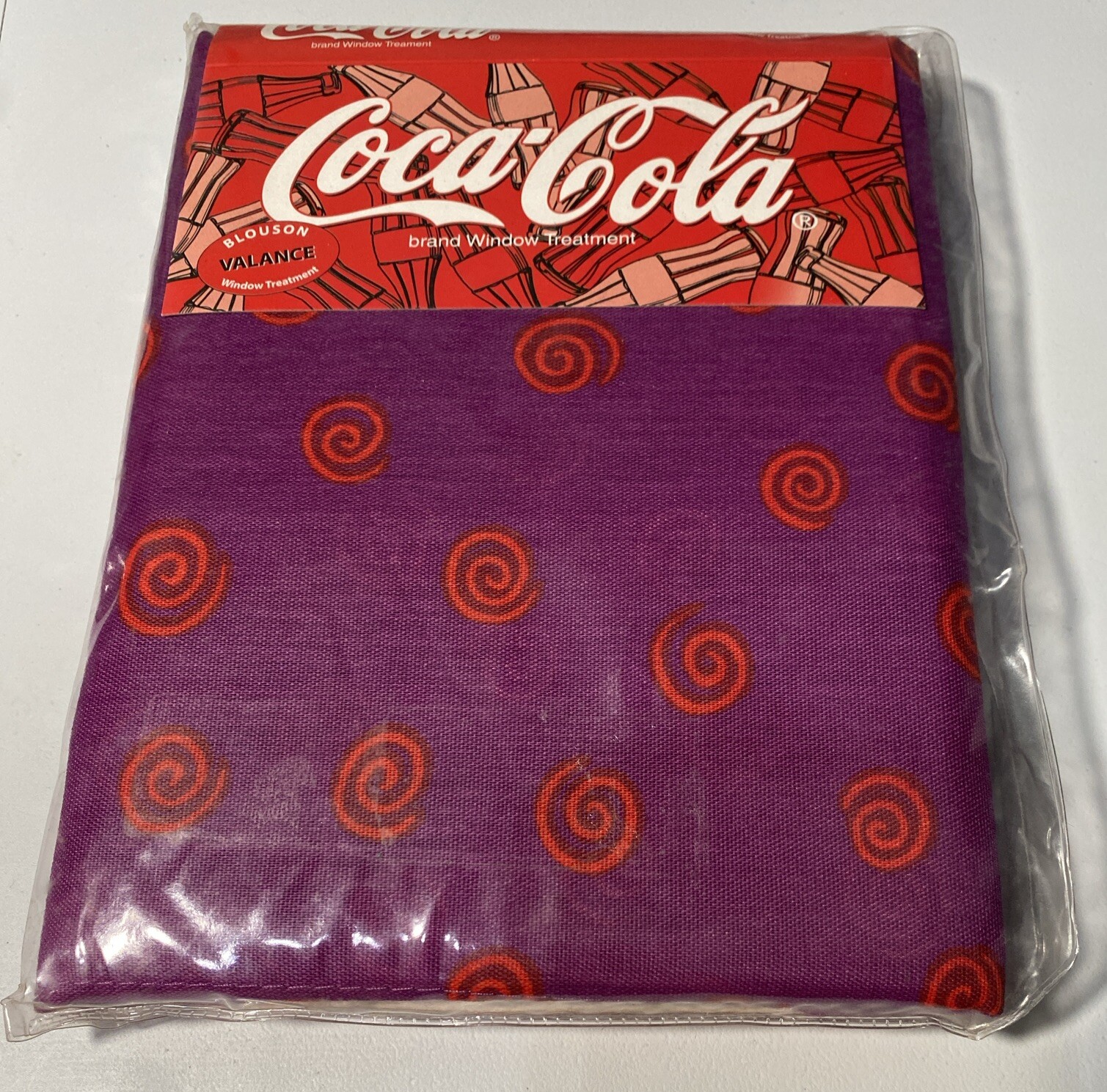 Coca-Cola Vintage 1998 Blouson Valance Window Treatment 80 x 16 in with 3 in Poc