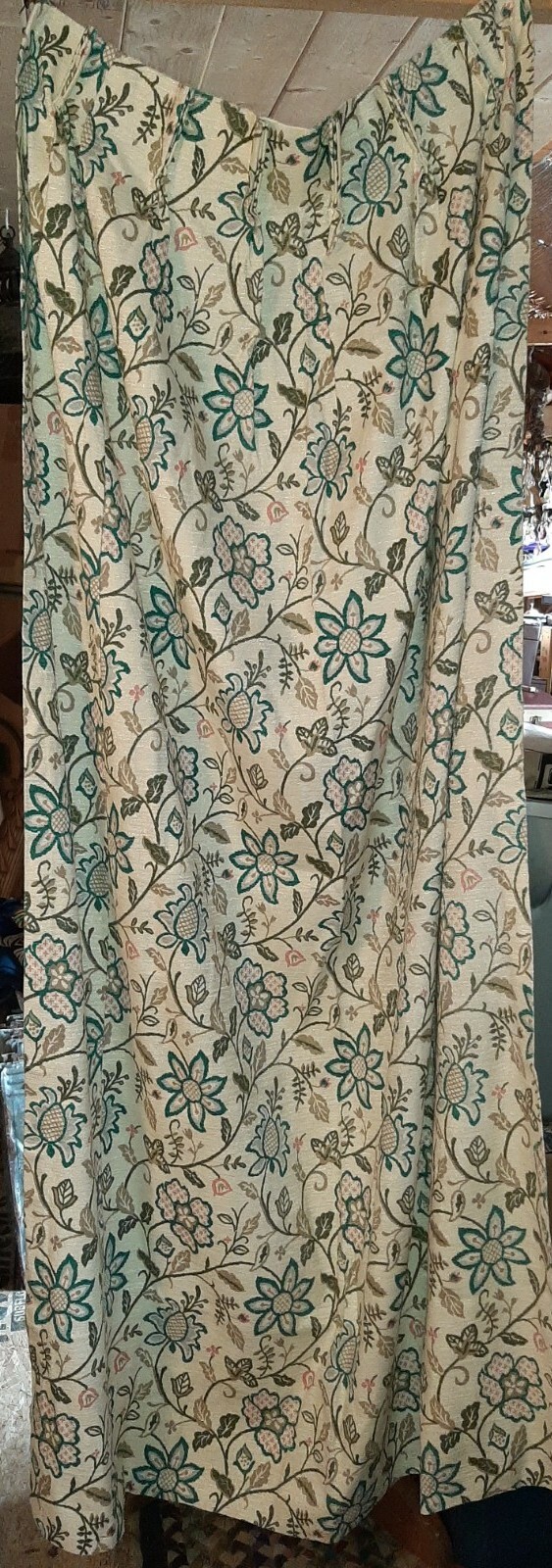 Gorgeous Vintage Pair Each 29″ x 76″ Heavy Tapestry Floral Fabric Drapes & Hooks