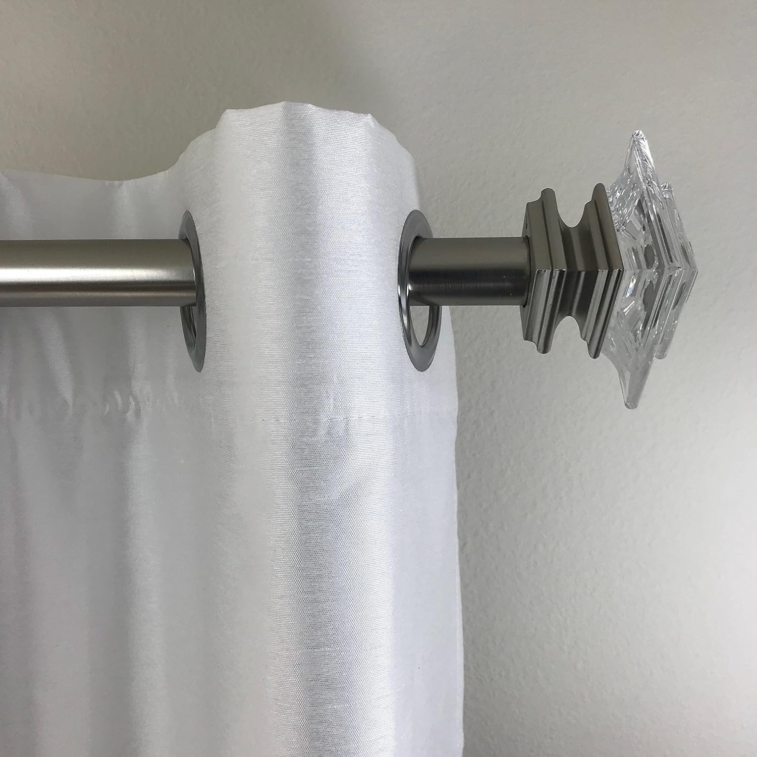 NONO Bracket – No Drill Curtain Rod Bracket for Vertical Blinds, outside Mounted